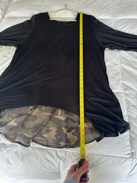 Kim & Cami plus size 3X Black Scoop Neck Tunic. - Picture 6 of 10